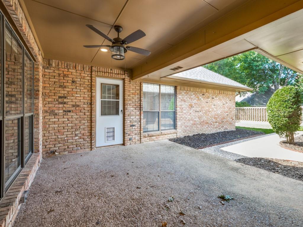 2412 Clublake Trail Property Photo 18