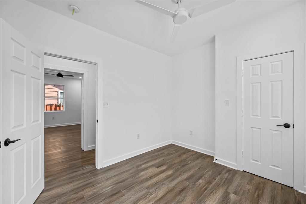 613 S Montreal Avenue Property Photo 22