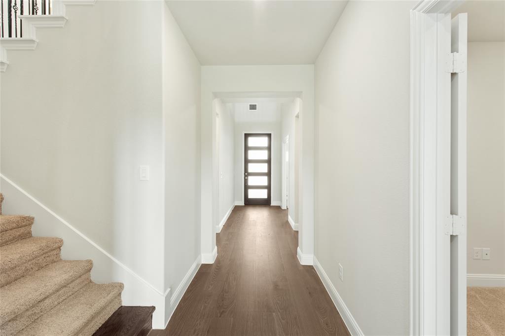 3004 Autumn Glen Drive Property Photo 5