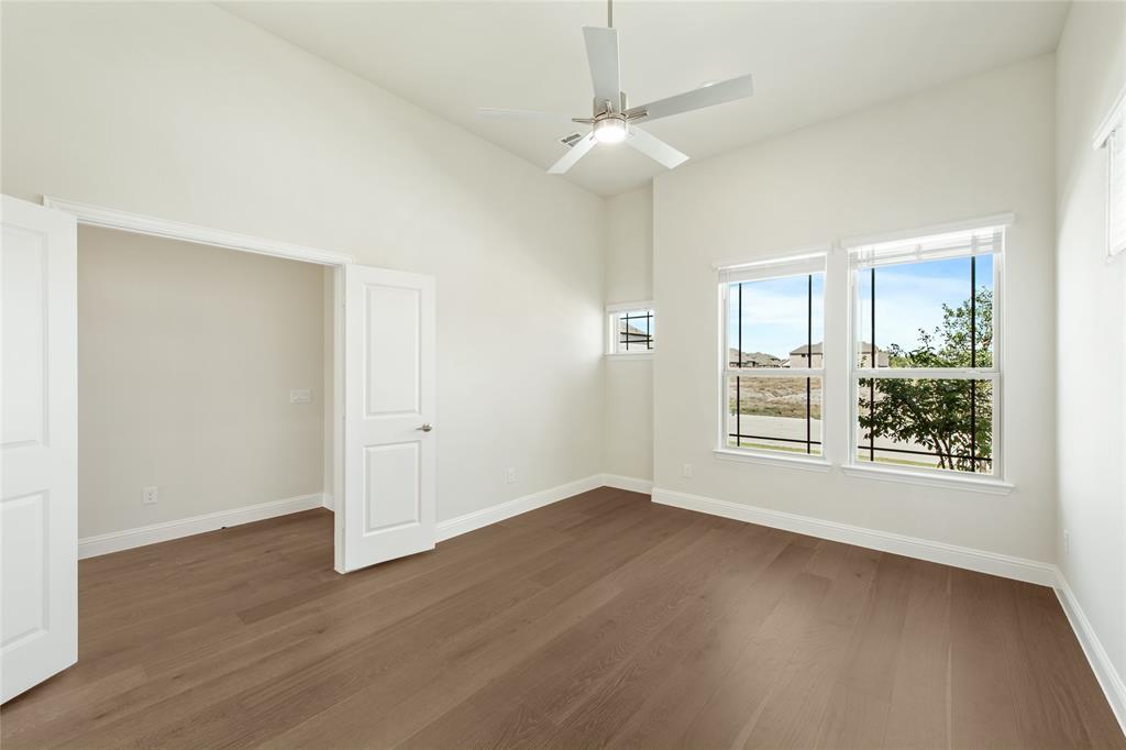 3004 Autumn Glen Drive Property Photo 6