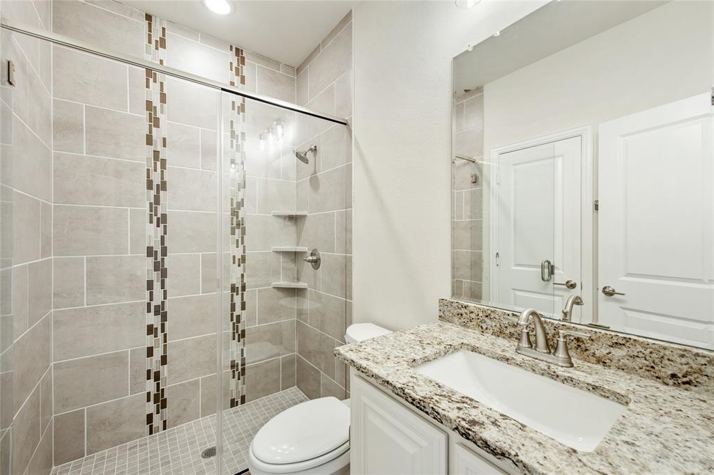 3004 Autumn Glen Drive Property Photo 9