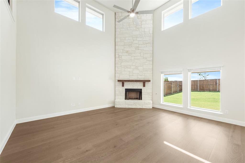 3004 Autumn Glen Drive Property Photo 13