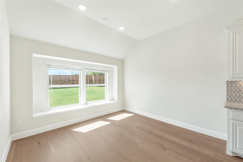 3004 Autumn Glen Drive Property Photo 18
