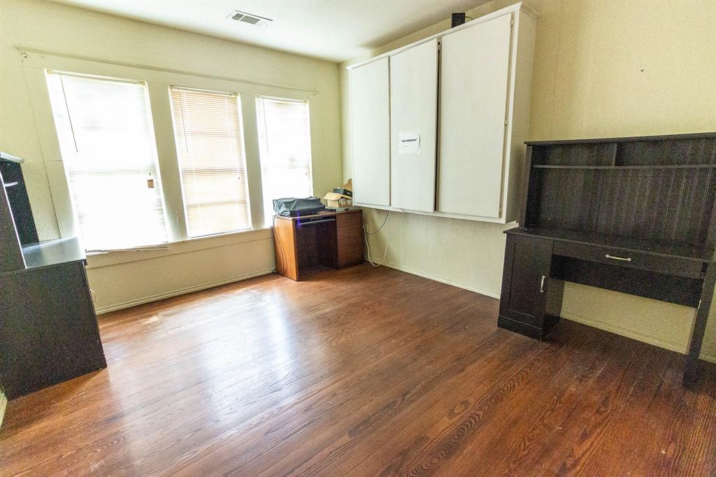 106 S Jefferson Street Property Photo 10