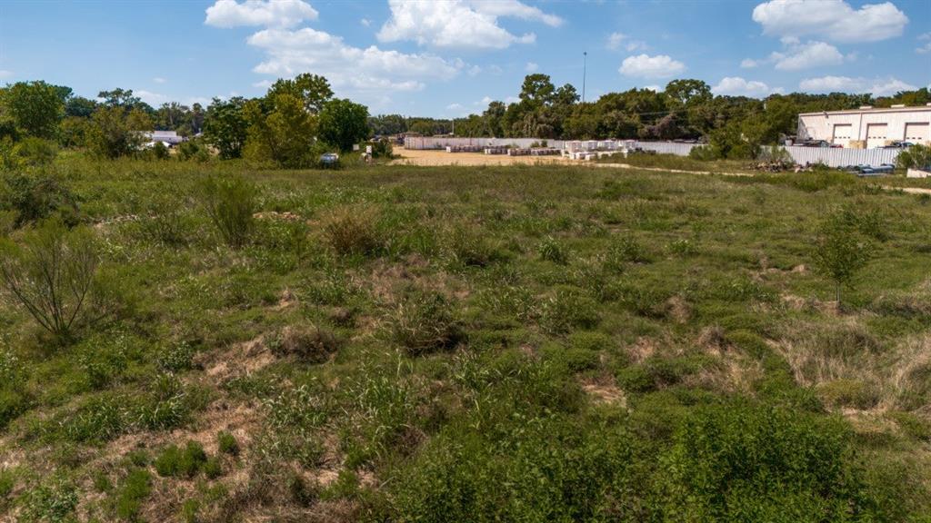 3120 S Precinct Line Road Property Photo 14