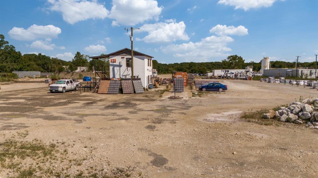 3120 S Precinct Line Road Property Photo 16