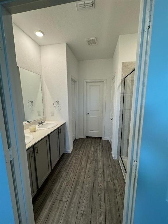 745 Twinvale Drive Property Photo 13