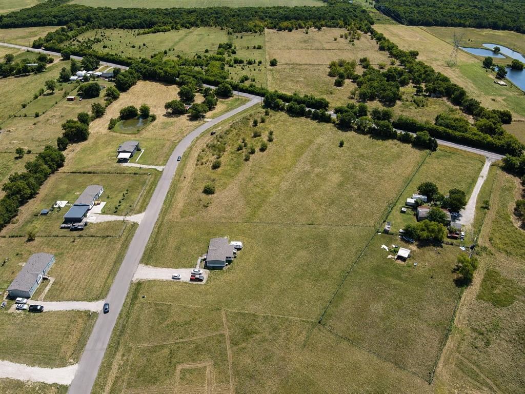 4013 Rolling Lane Property Photo 2