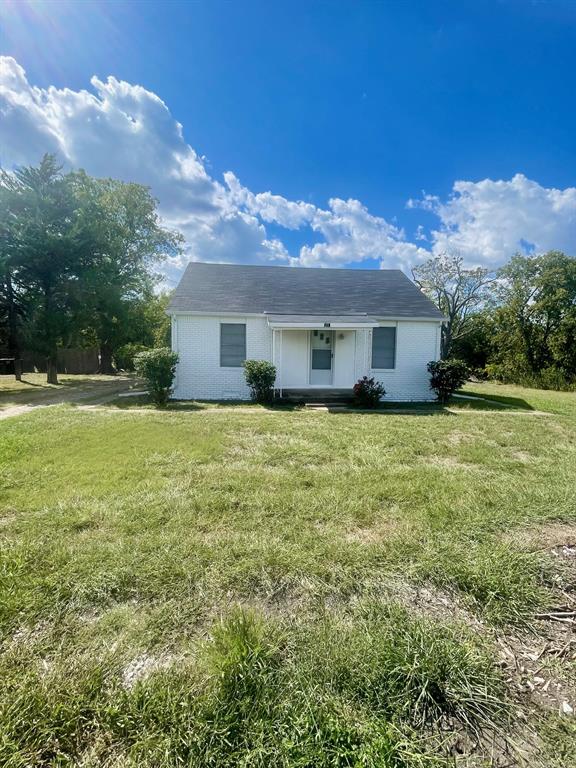 805 N Powell Parkway Property Photo 1