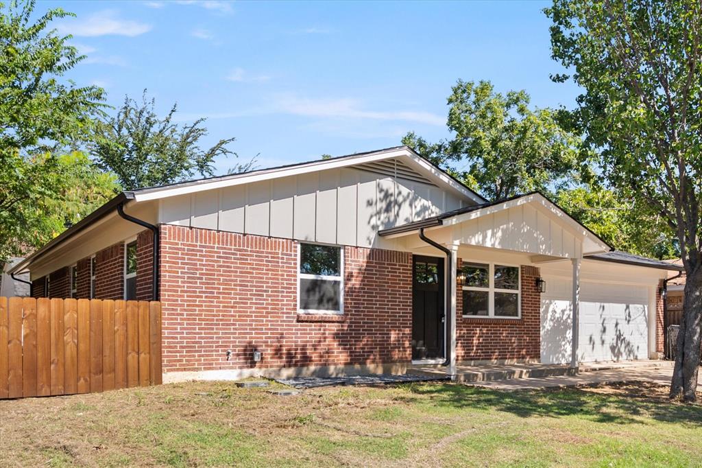 233 Murphy Road Property Photo 3