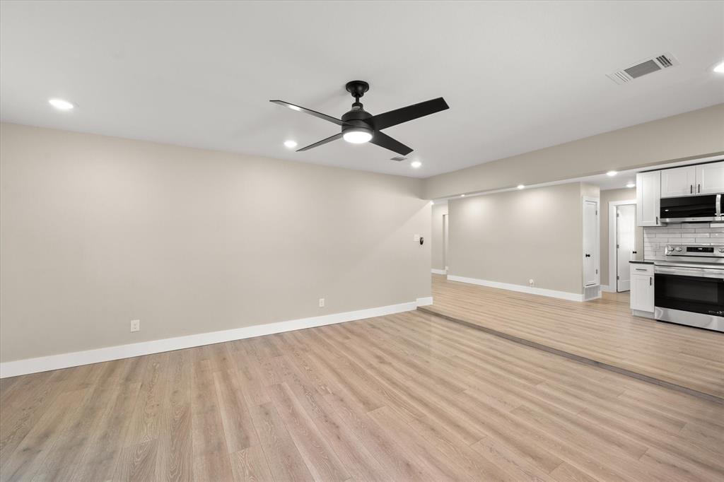 233 Murphy Road Property Photo 15