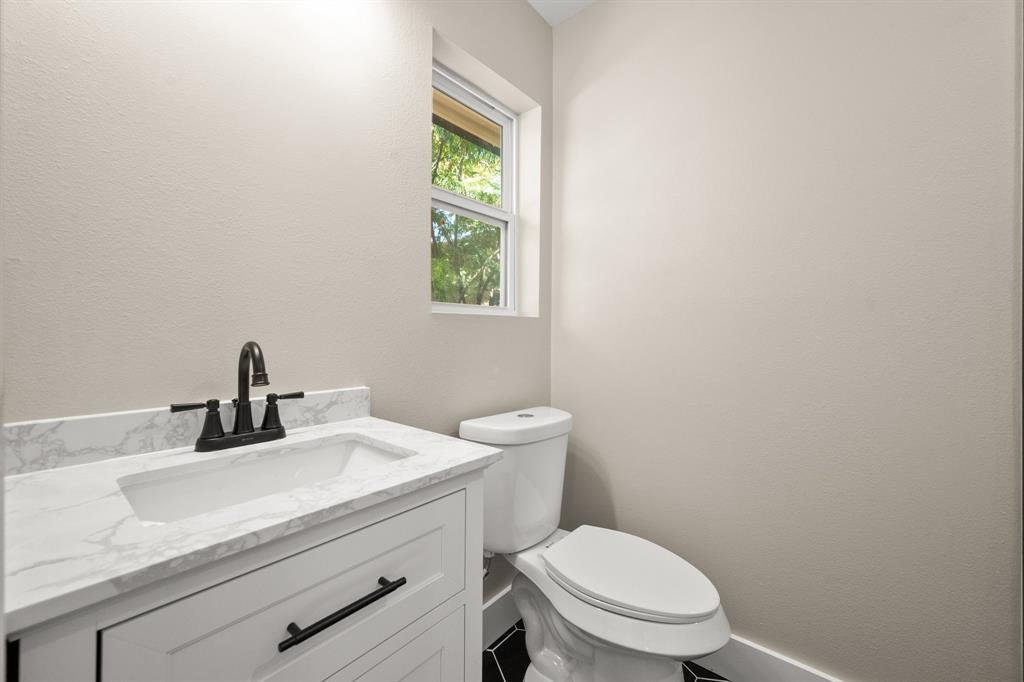 233 Murphy Road Property Photo 20