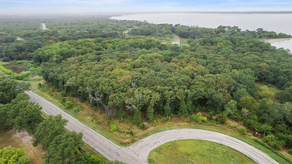 8407 Southern Shore Court Property Photo 1