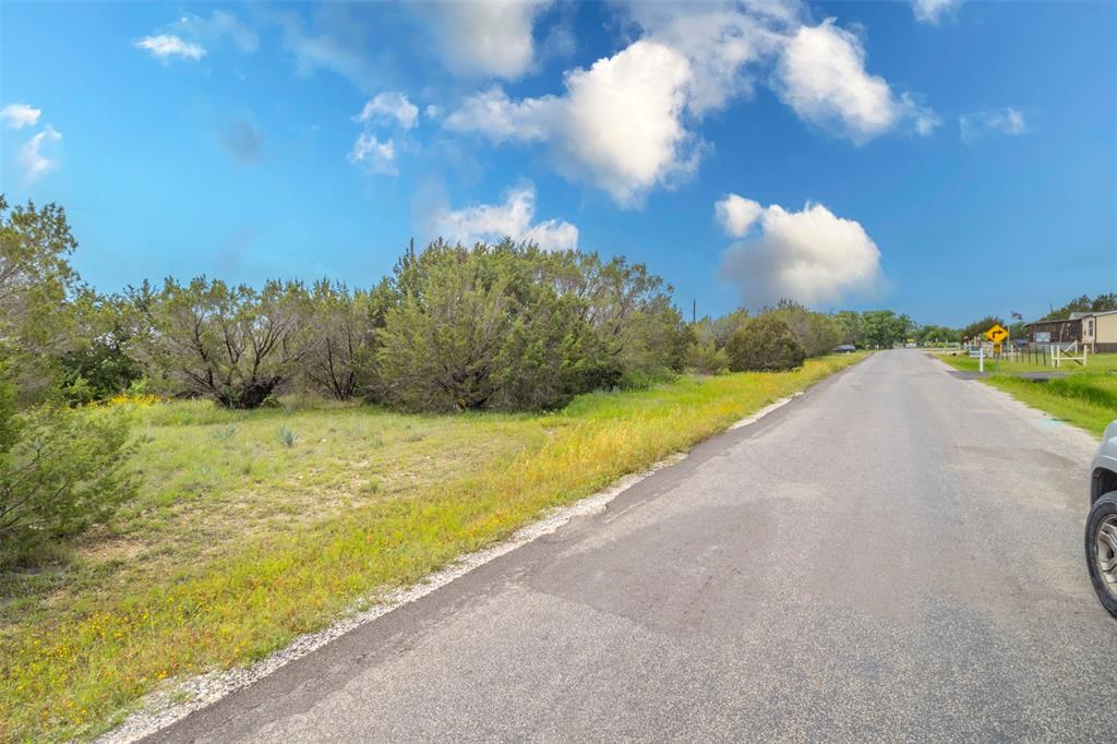 3523 Oak Hill Drive Property Photo 4