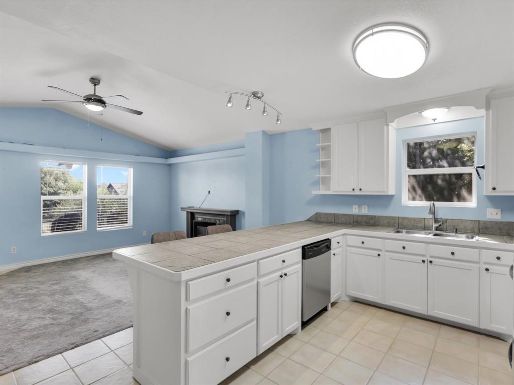 2712 Austin Drive Property Photo 11