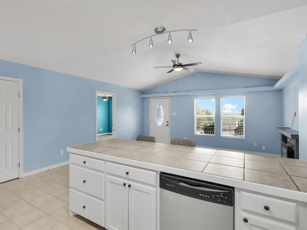 2712 Austin Drive Property Photo 14