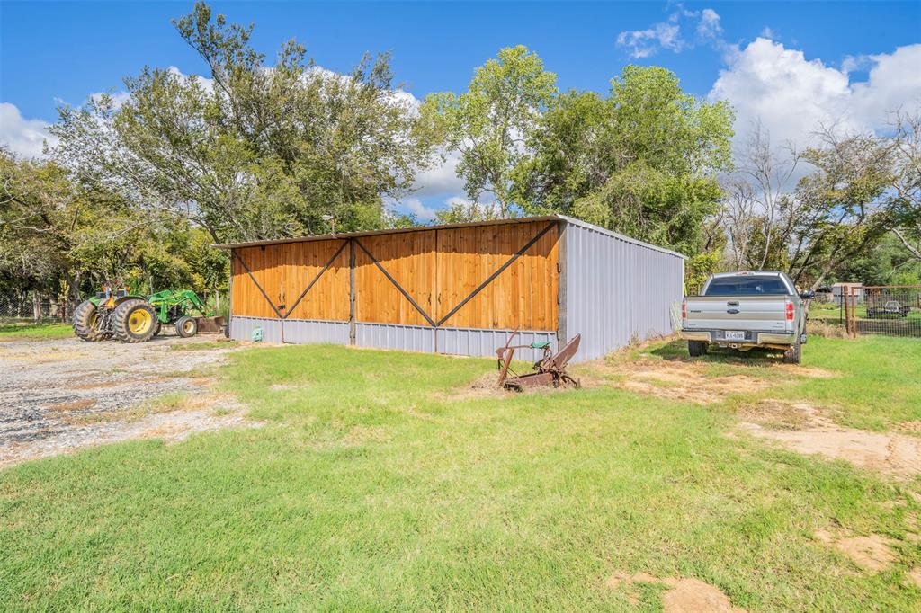 955 Tiffany Street Property Photo 37