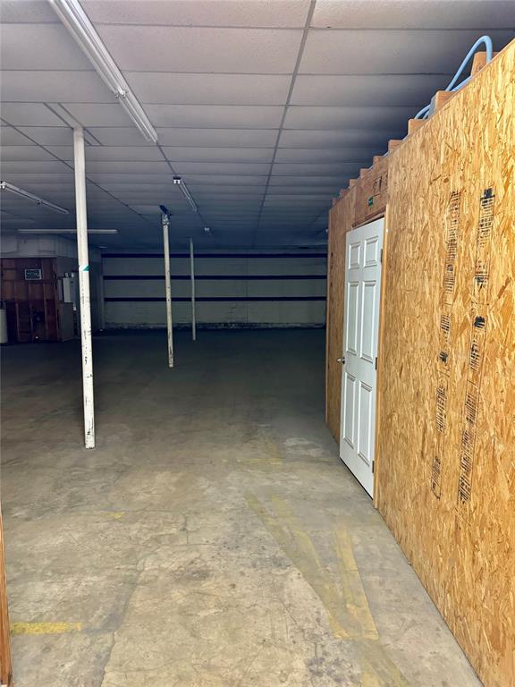 900 Bonham Street Property Photo 9