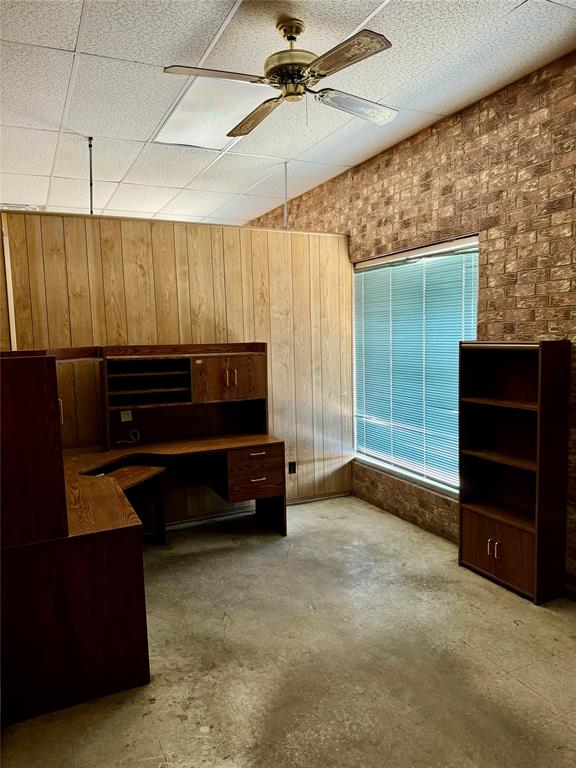 900 Bonham Street Property Photo 10