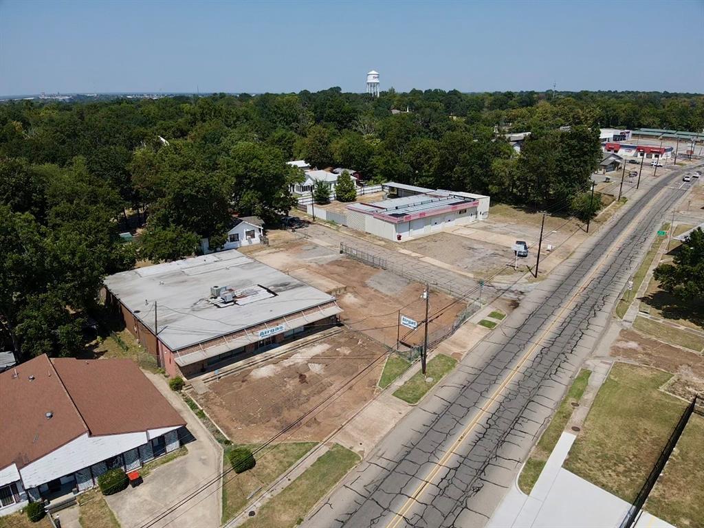 900 Bonham Street Property Photo 11