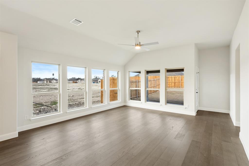 1290 Emily Drive Property Photo 14