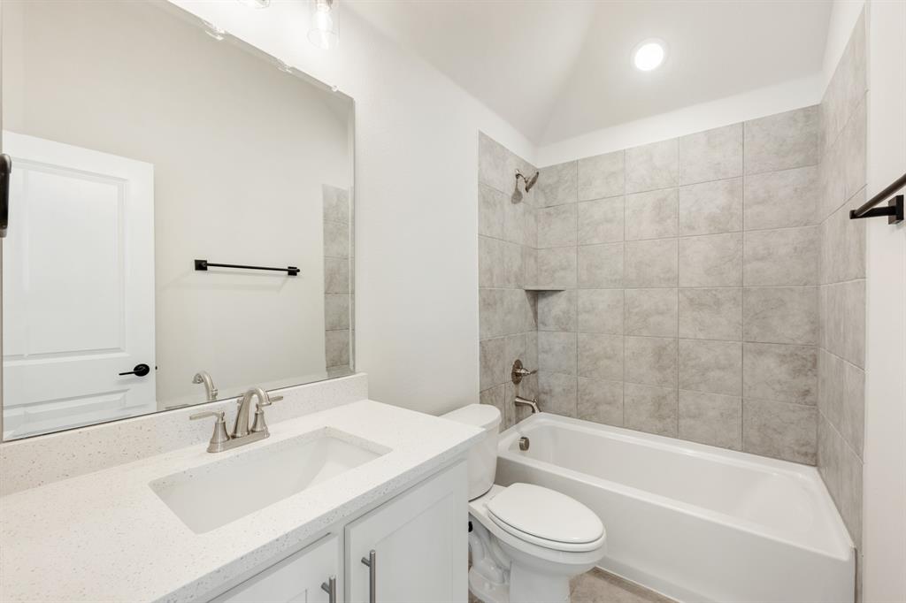 1290 Emily Drive Property Photo 30
