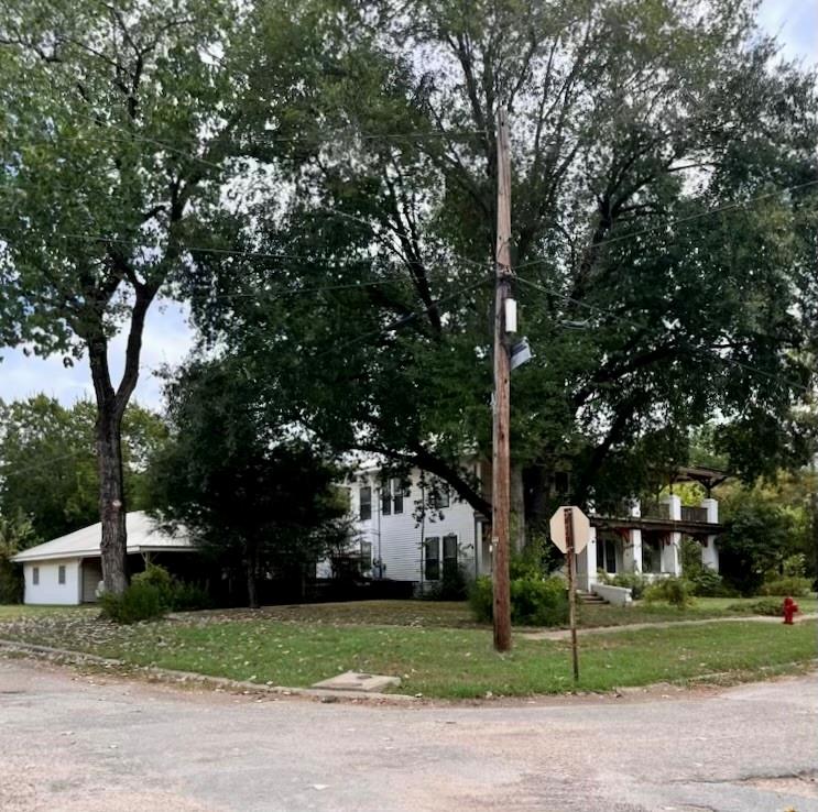 416 W Main Street Property Photo