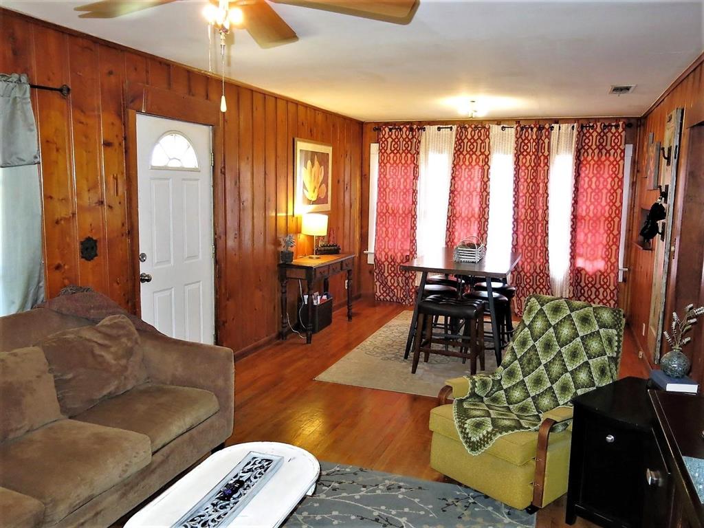 329 Dalzell Street Property Photo 4