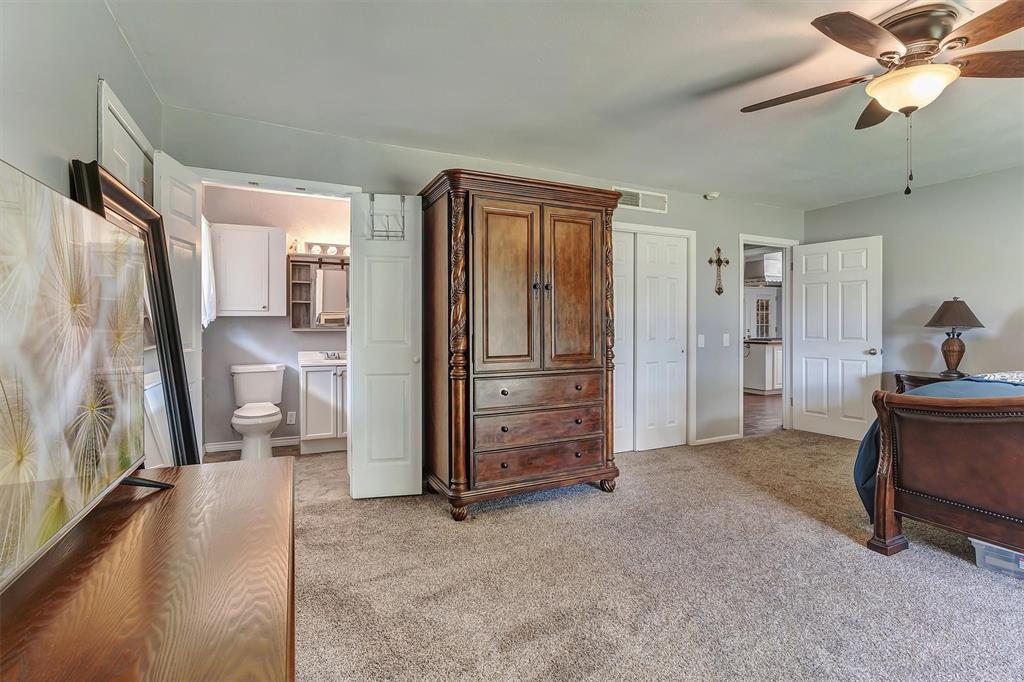406 W Dallas Street Property Photo 23