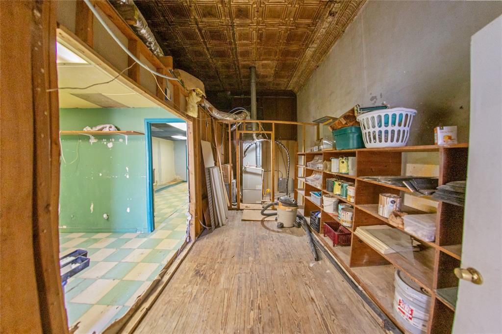 1222 Main Street Property Photo 5