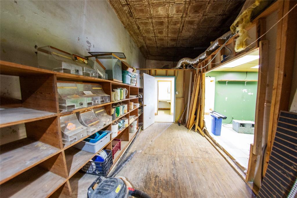 1222 Main Street Property Photo 13