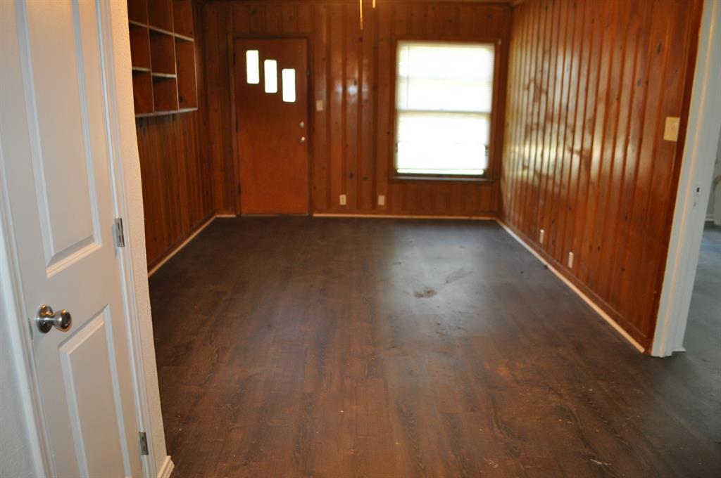 1009 Bales Street Property Photo 5