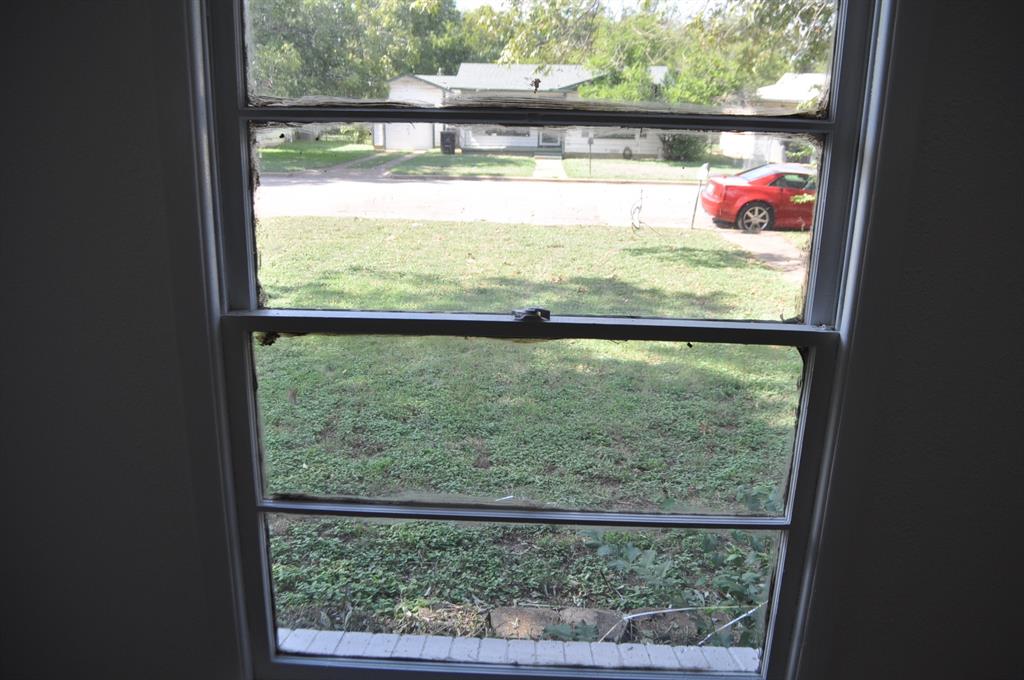 1009 Bales Street Property Photo 12