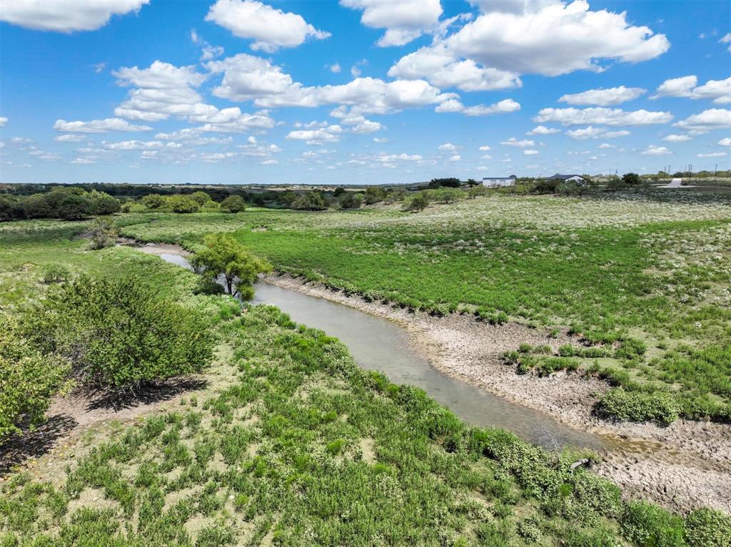 Private Road 451 Property Photo 9