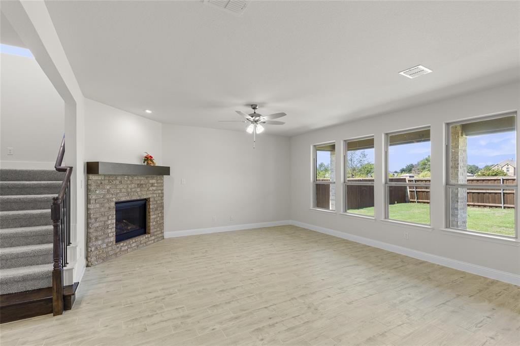 221 Redford Lane Property Photo 11