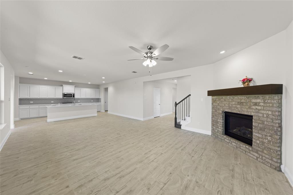 221 Redford Lane Property Photo 13
