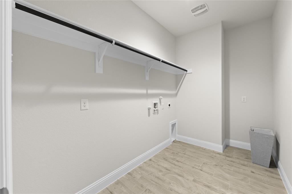221 Redford Lane Property Photo 35