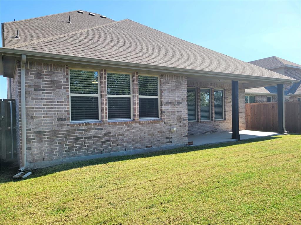 1516 Fairweather Way Property Photo 20