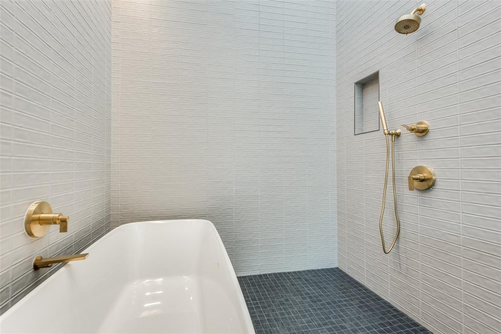 3909 Hawthorne Avenue 103 Property Photo 16