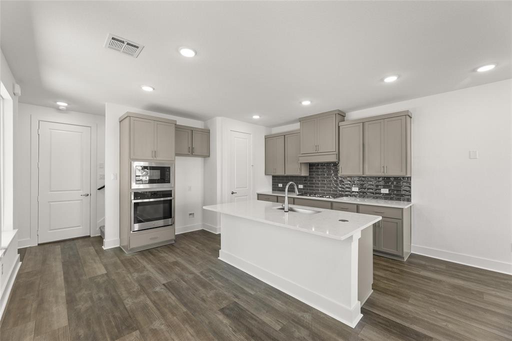 1021 14th Street Property Photo 10