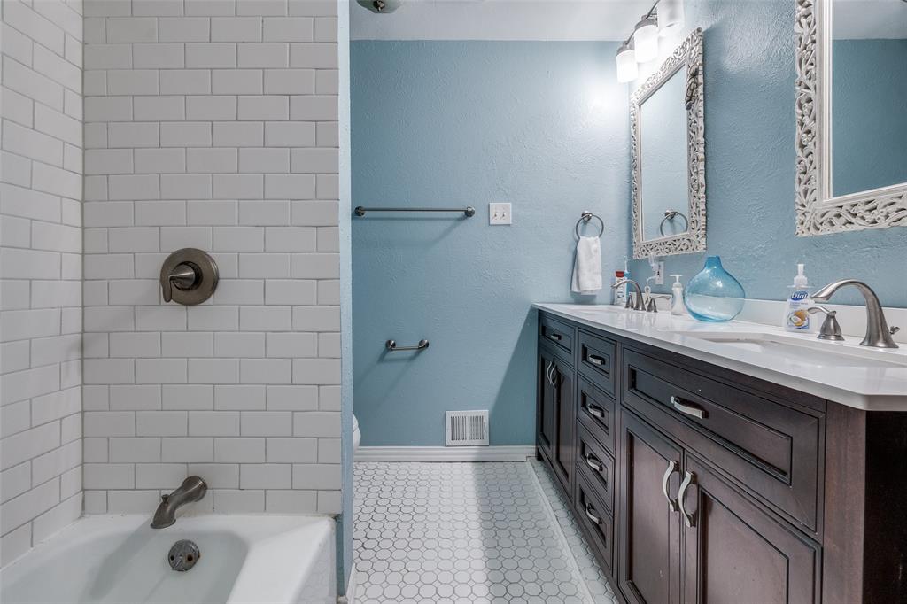7739 Dentcrest Drive Property Photo 16