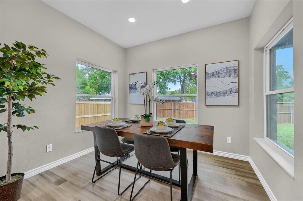 374 S Dallas Avenue Property Photo 11