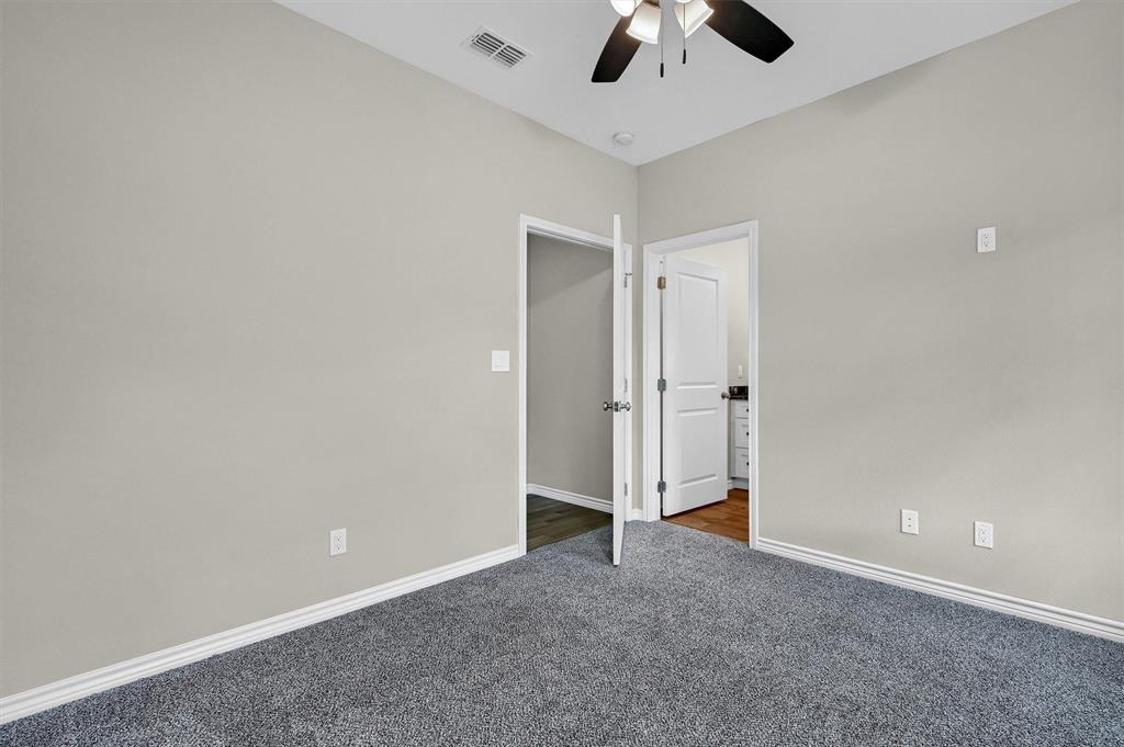 374 S Dallas Avenue Property Photo 20