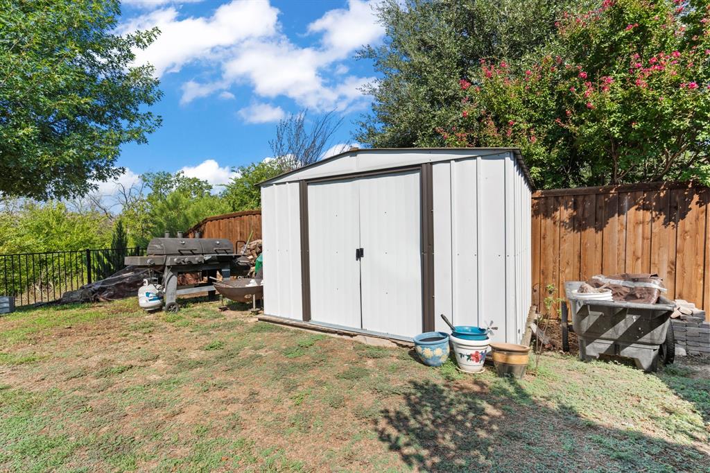 9433 Drovers View Trail Property Photo 35
