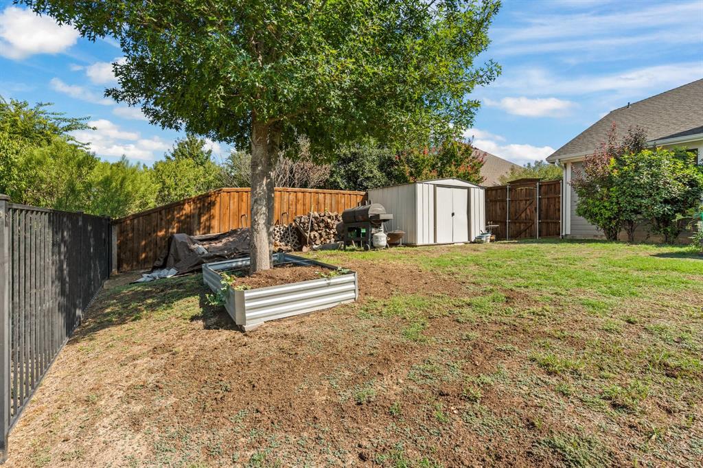 9433 Drovers View Trail Property Photo 40