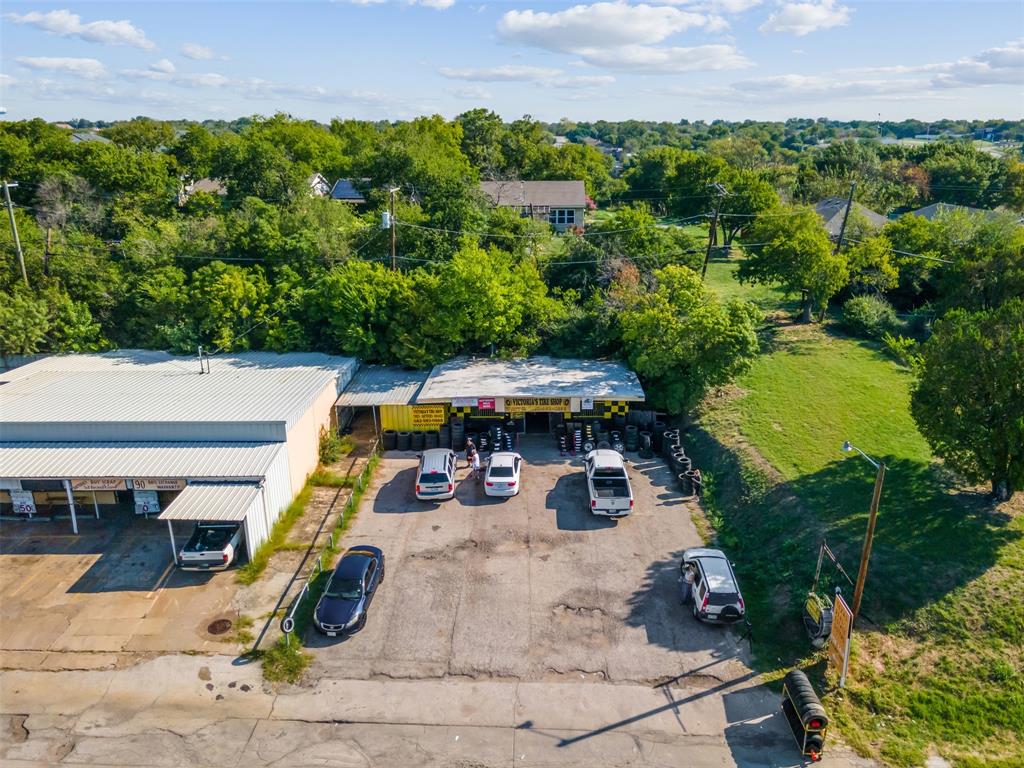 2800 Jacksboro Highway Property Photo 1