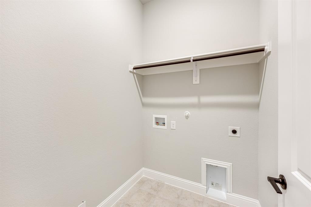 4409 Soaring Star Lane Property Photo 9