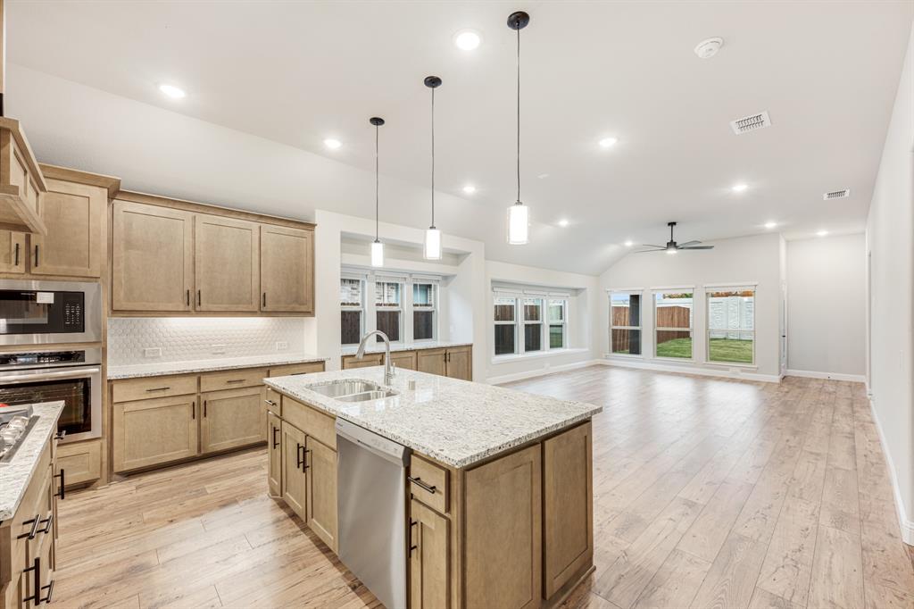 4409 Soaring Star Lane Property Photo 12