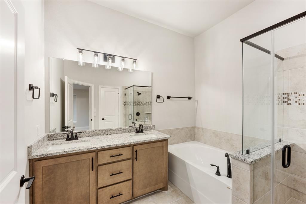 4409 Soaring Star Lane Property Photo 27