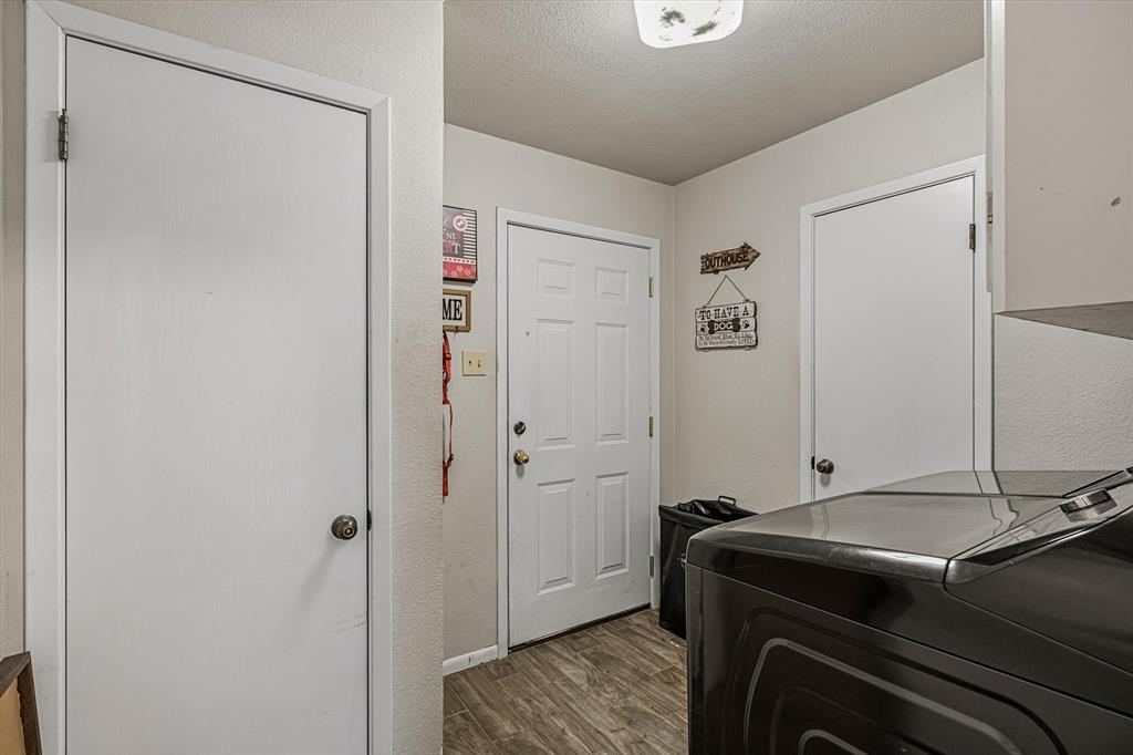 113 Granada Square Property Photo 19